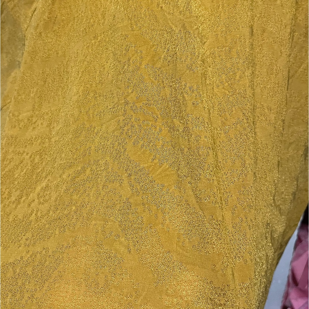 (NWOT) Lululemon Mustard Shirt - Picture 3 of 5